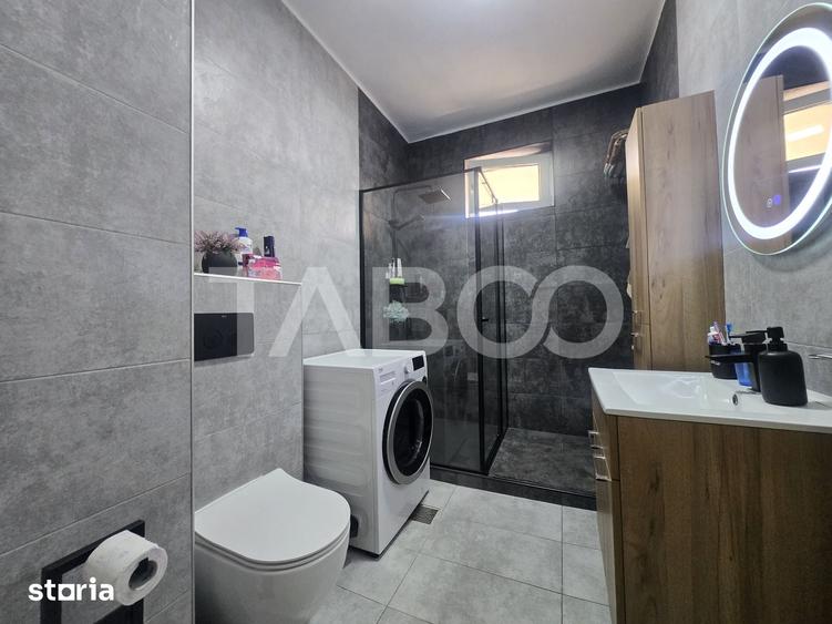 Apartament cu 5 camere decomandat în Terezian