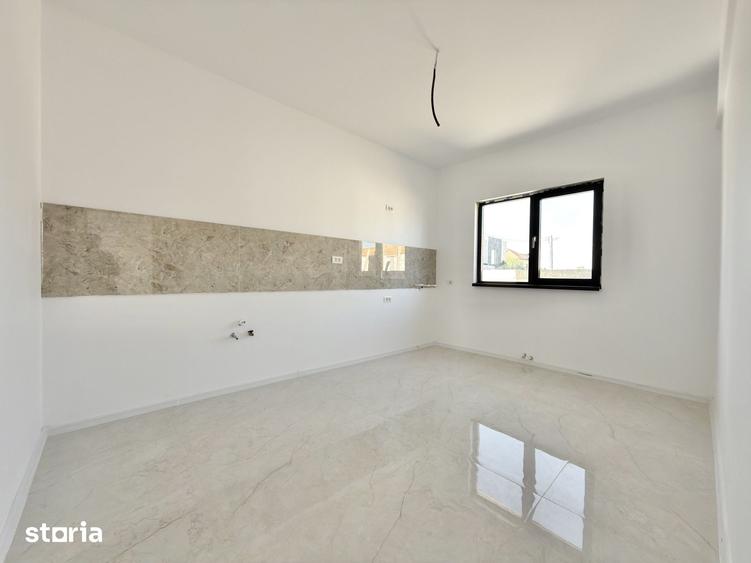 Casă cu 4 camere cu Teren 300 Mp în Lumina