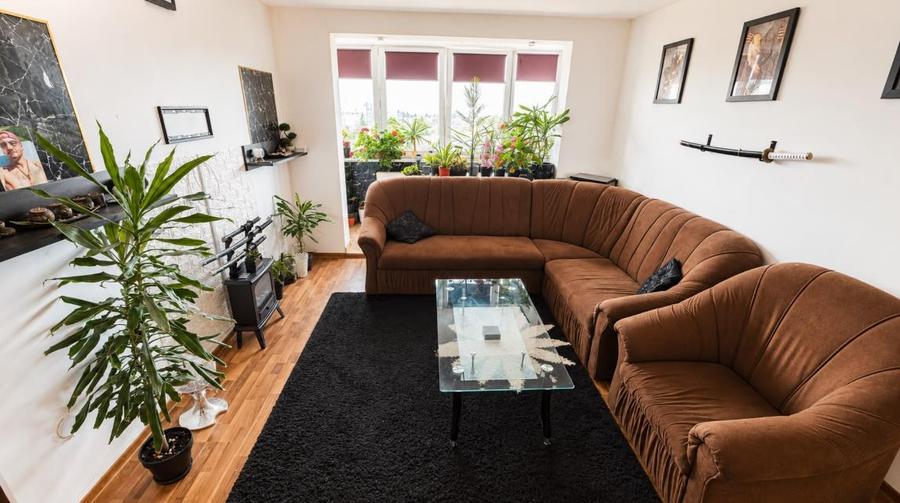 Apartament cu 2 camere semidecomandat în Astra