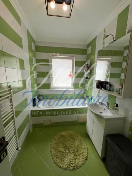 Apartament de vanzare 2 cam 55mp+balcoane 5,5mp zona Eroilor - 17