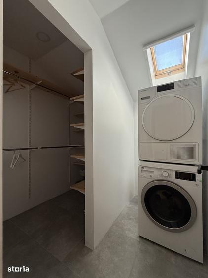 Casă cu 5 camere cu Teren 250 Mp în Tokai
