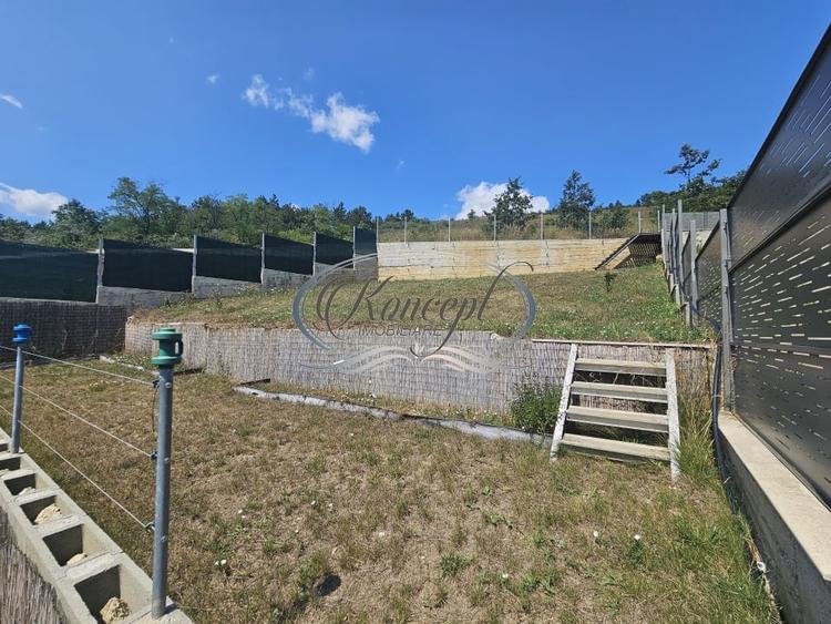 Casă individuală cu 4 camere cu Garaj în Apahida