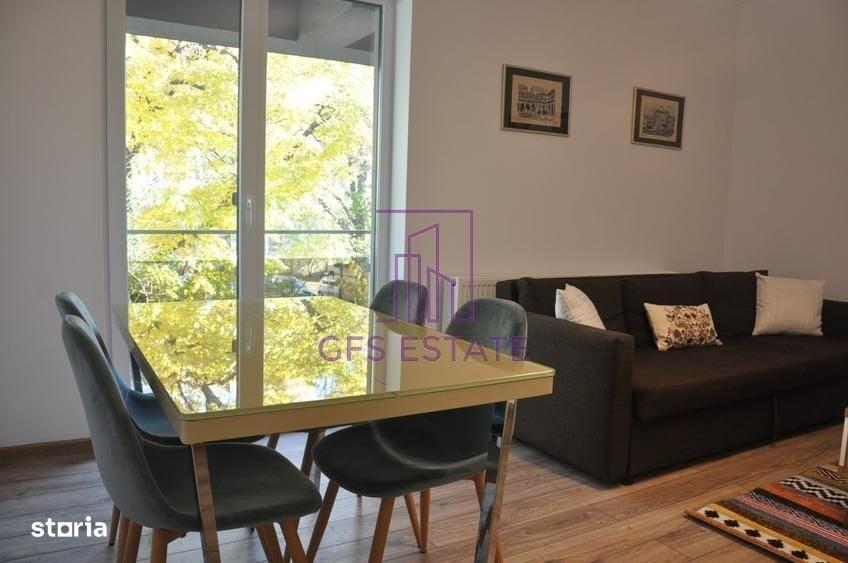 Apartament cu 2 camere decomandat în Moșilor