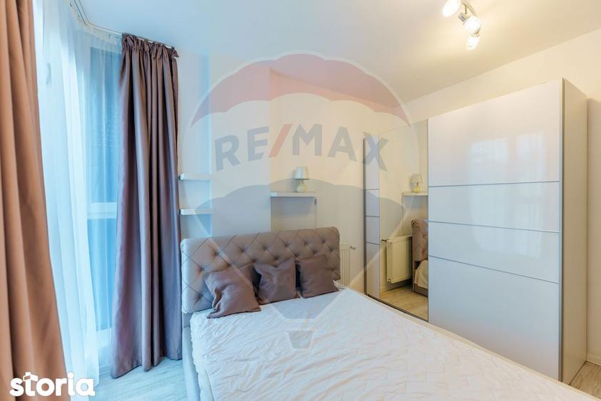 Apartament cu 2 camere semidecomandat, mobilat în Central