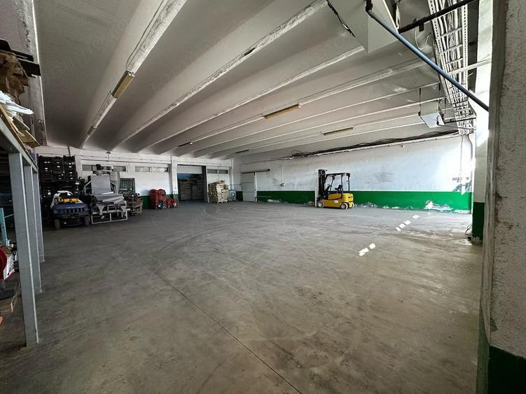 Spațiu comercial, de 1,500 mp, în Freidorf
