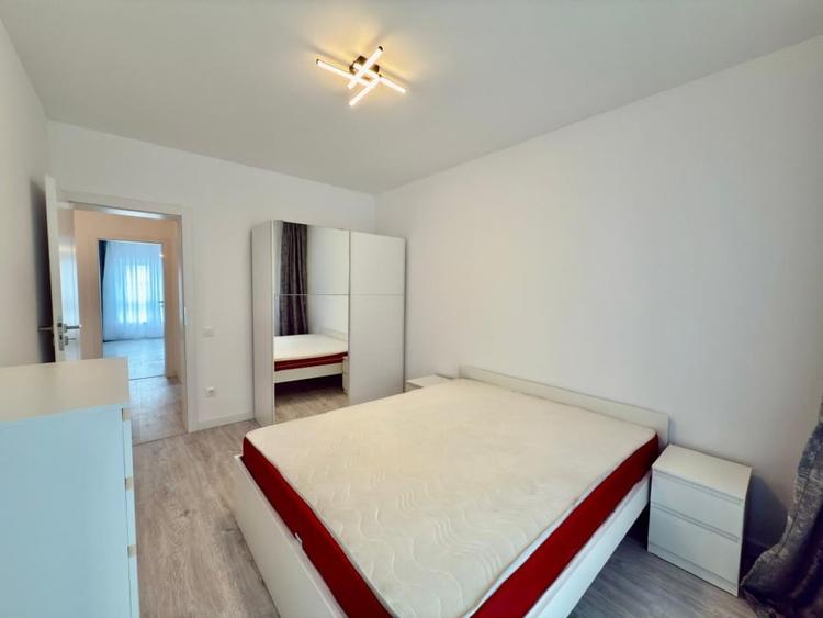 Apartament cu 3 camere decomandat, mobilat în Mihai Viteazul
