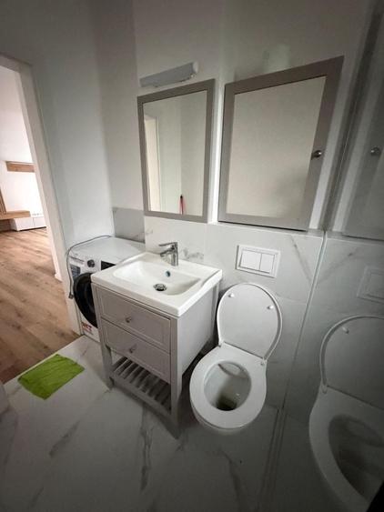 Apartament cu 2 camere decomandat în Florești