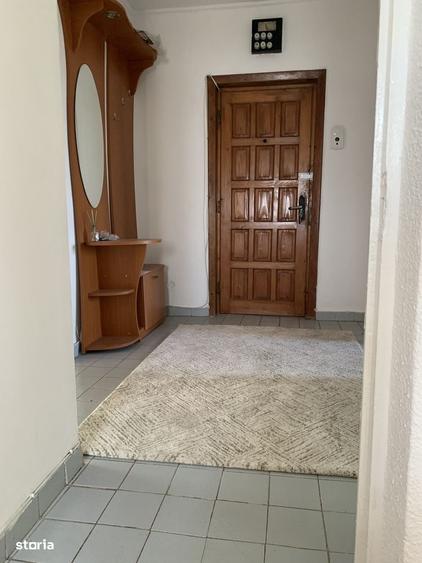 Apartament cu 3 camere în Albești