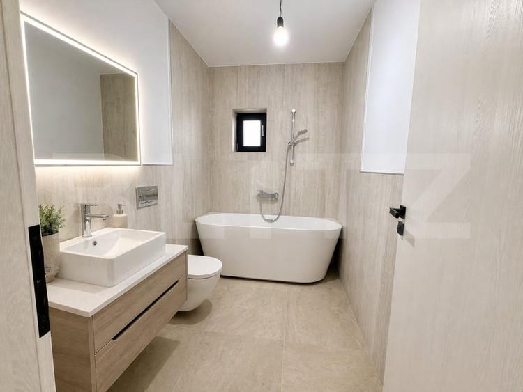 Duplex cu 4 camere cu Teren 320 Mp în Cetate