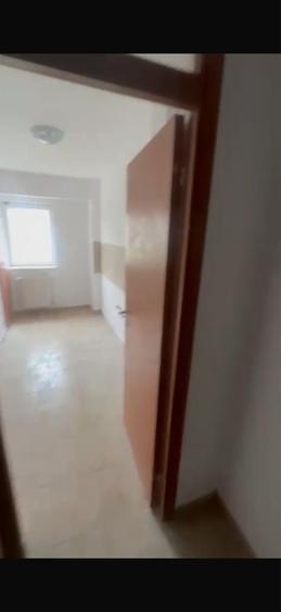 Garsonieră decomandată în Snagov