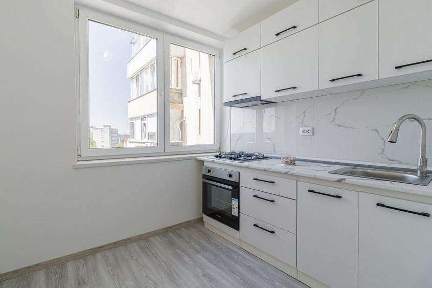 Apartament cu 2 camere semidecomandat în Gara de Nord