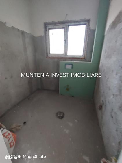 Casă cu 5 camere cu Teren 375 Mp în Central