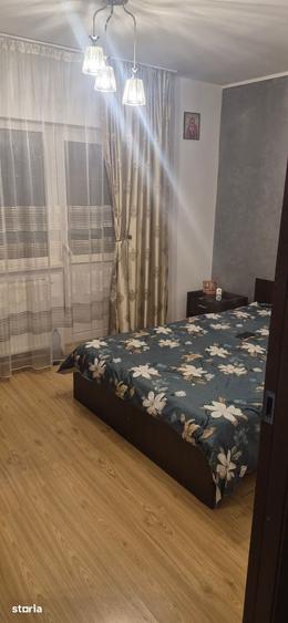 Apartament cu 3 camere decomandat în Mărășești