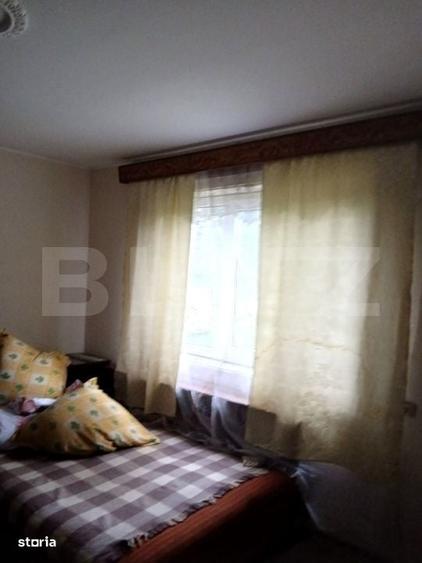 Casă cu 4 camere cu Teren 2584 Mp în Central