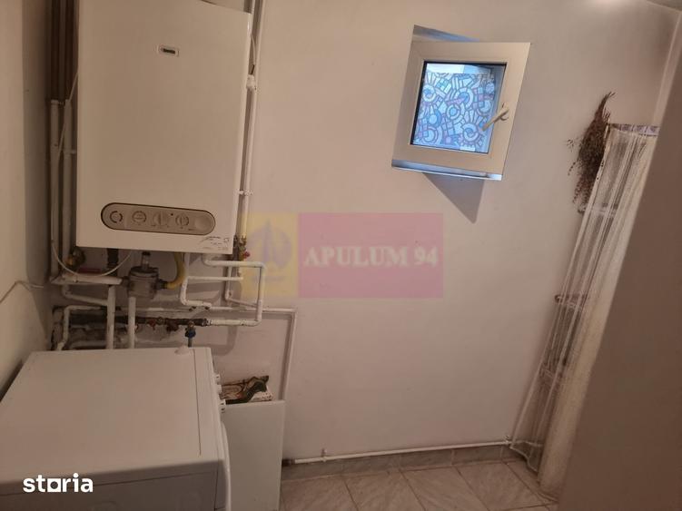 Casă cu 5 camere cu Teren 2875 Mp în Roata de Jos