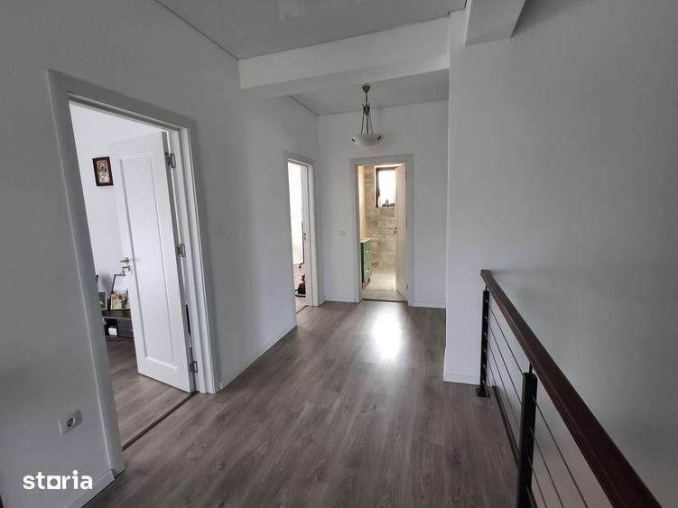 Casă cu 4 camere cu Teren 1007 Mp în Terezian
