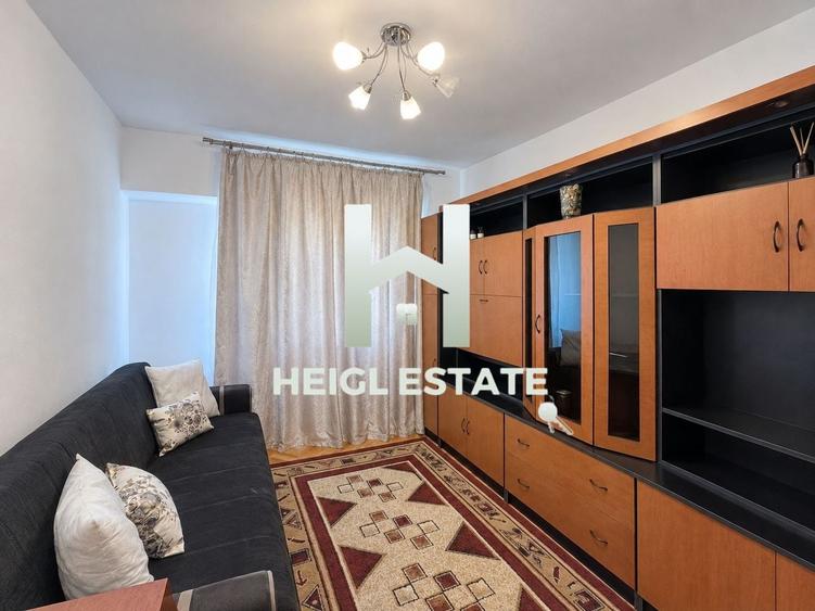 Apartament cu 3 camere decomandat în Complex Studențesc