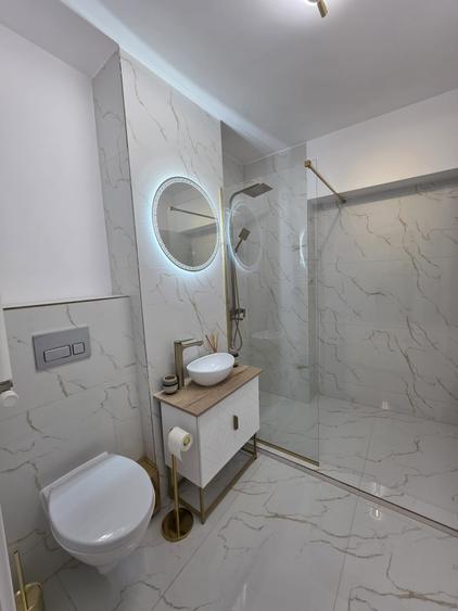 Apartament cu 2 camere decomandat în Vatra Luminoasă