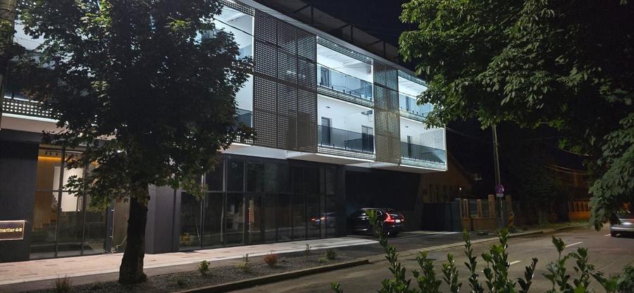 Apartament cu 2 camere semidecomandat în Cetății