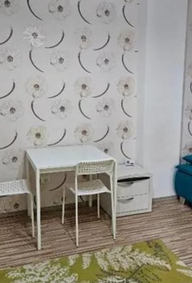 Garsonieră decomandată, mobilată în Tomis Nord