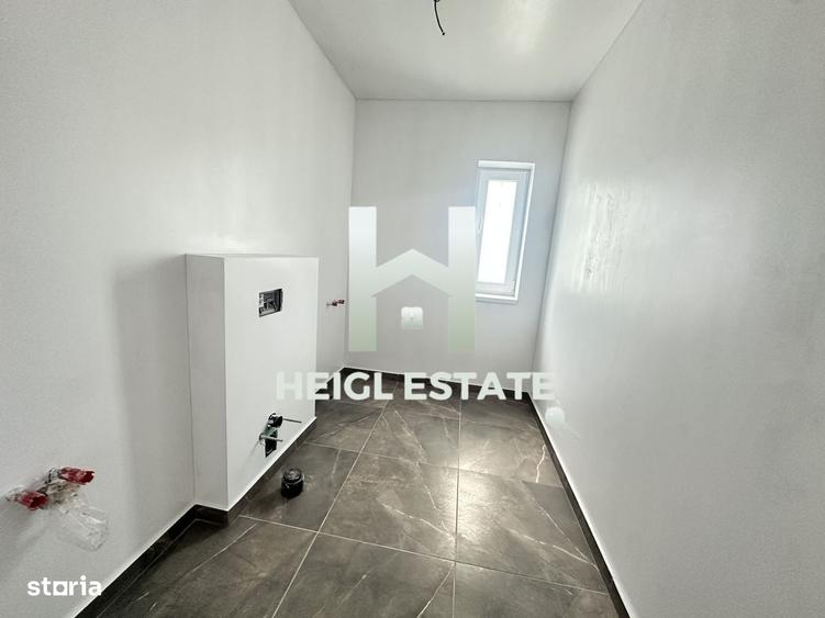 Casă cu 4 camere decomandat în Urseni