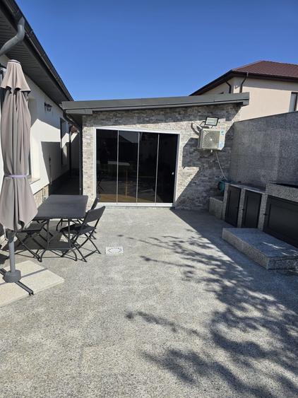 Casă cu 4 camere în Valu lui Traian