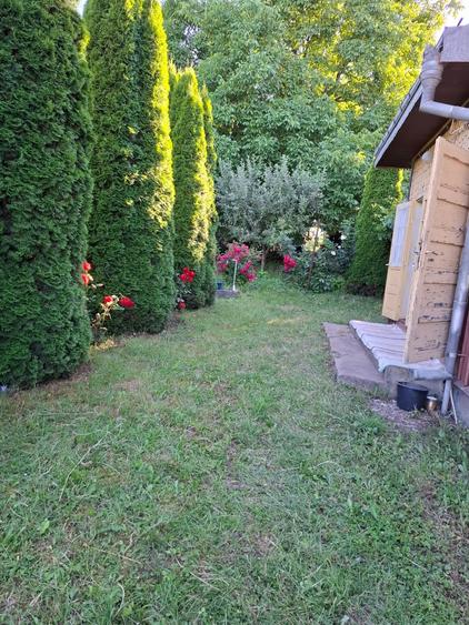 Casă cu 6 camere cu Teren 750 Mp în Valea Moldovei