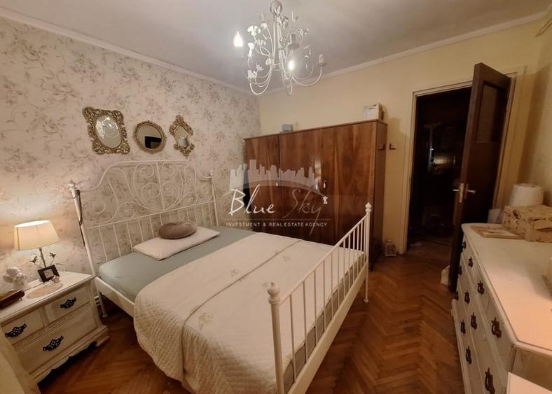 Apartament cu 4 camere semidecomandat în Tomis III