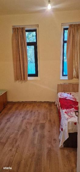 Casă cu 2 camere cu Teren 75 Mp în Iancului