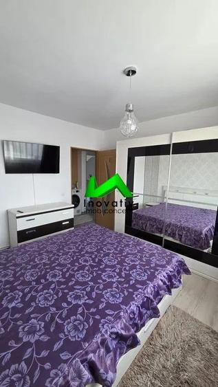 Apartament cu 3 camere decomandat în Vasile Aaron
