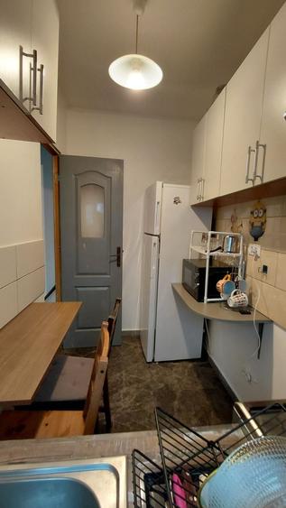 Casă cu 2 camere în Rahova