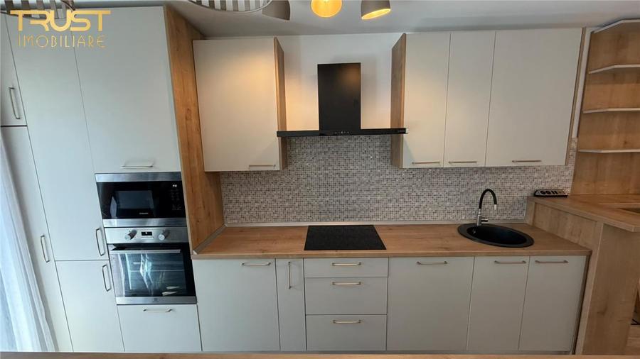 Apartament cu 3 camere semidecomandat în Gheorgheni