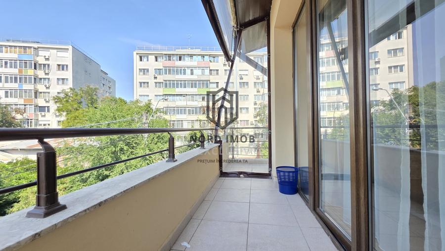 Apartament cu 4 camere decomandat, mobilat în 1 Mai