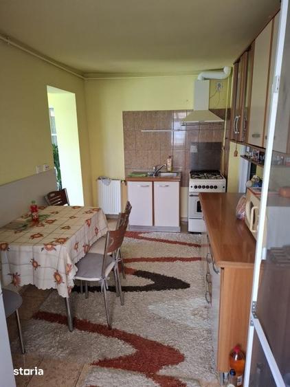Casă cu 4 camere cu Teren 800 Mp în Central
