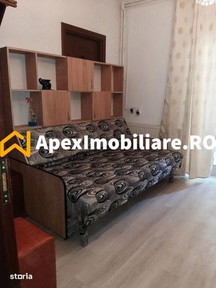 Garsonieră decomandată în Andronache