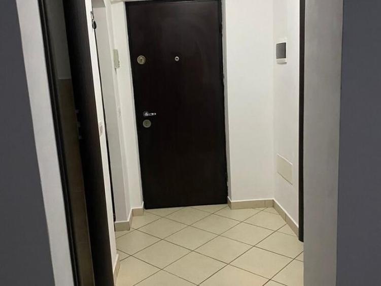 Apartament cu 4 camere decomandat, mobilat în Lujerului