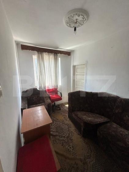 Apartament 3 camere, 40 mp, etaj 3/4, zona Micro 9 - 4