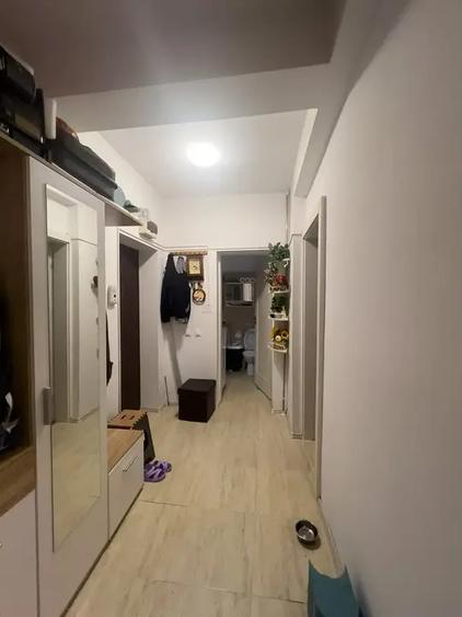 Garsonieră decomandată în Drumul Taberei