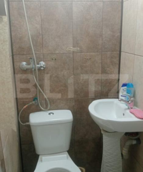 Casă cu 5 camere cu Teren 60 Mp în Astra