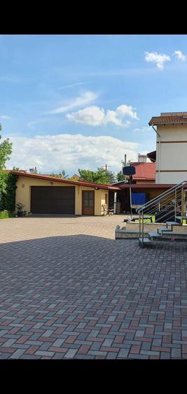 Casă cu 4 camere în Central