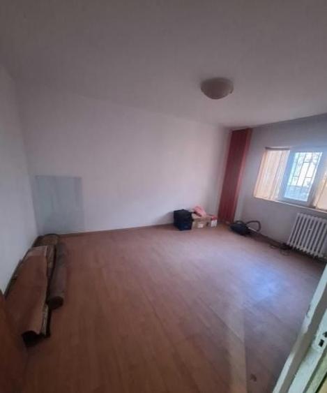 APARTAMENT 3 CAMERE DECOMANDAT CONFORT 1 ZONA INEL 2 - 6