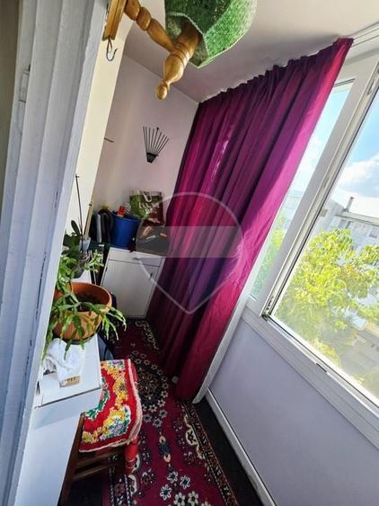 Apartament cu 2 camere decomandat, mobilat în Planete
