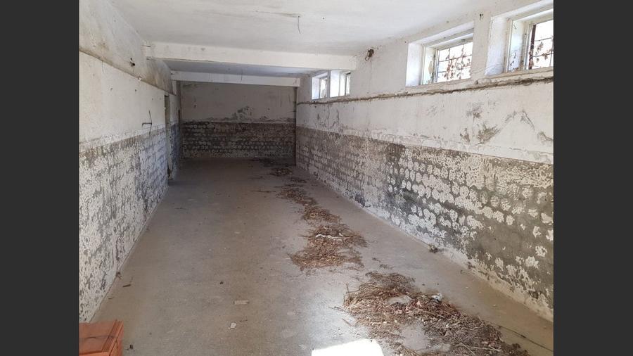 Casă cu 10 camere cu Teren 1800 Mp în Calea Caransebeșului