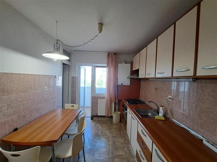 Apartament cu 2 camere, decomandat, situat in cartierul Zorilor! - 6