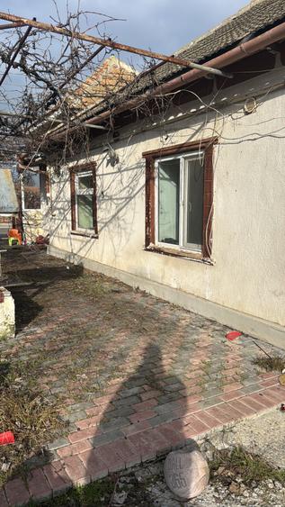 Casă cu 3 camere cu Canalizare în Cogealac