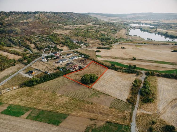Teren intravilan 5755mp Fughiu, Zona Podgoria - 1