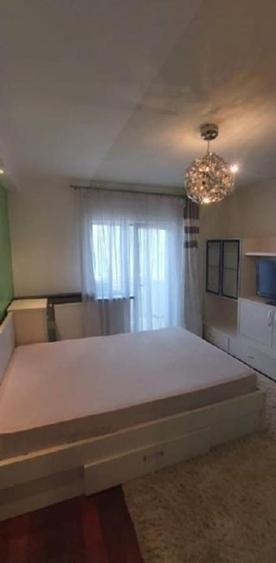 Inchiriez apartament 3 camere, 2 bai ,zona BisericabS.A.Andrei - 9