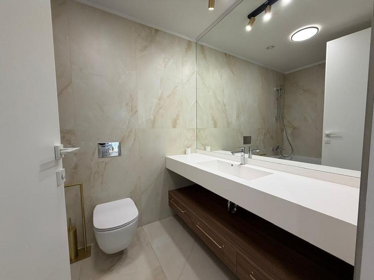 Apartament cu 3 camere în Floreasca