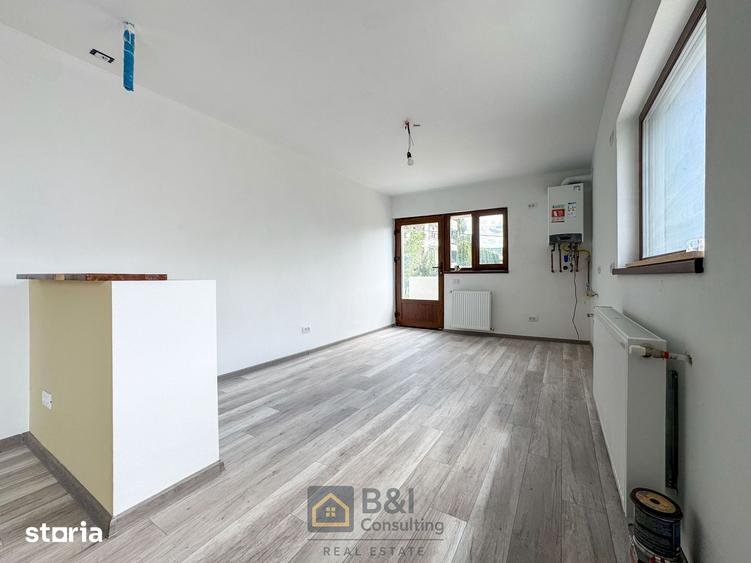 Casă cu 7 camere cu Teren 470 Mp în Bucium