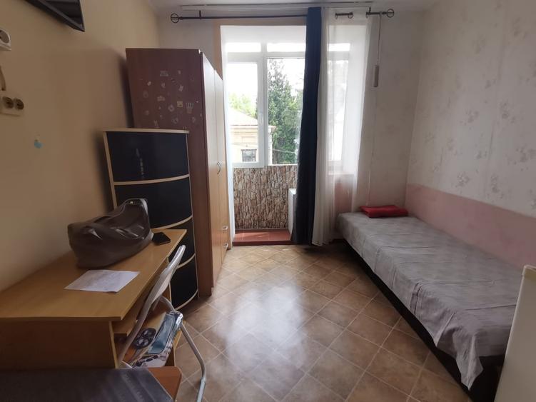 Garsonieră decomandată în Central